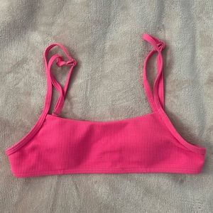 BeachBunny Hot Pink Bikini Top 💗